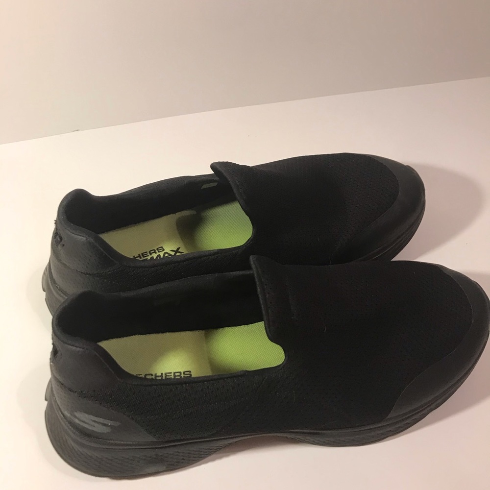 Skechers Men’s Size 12 Goga Max